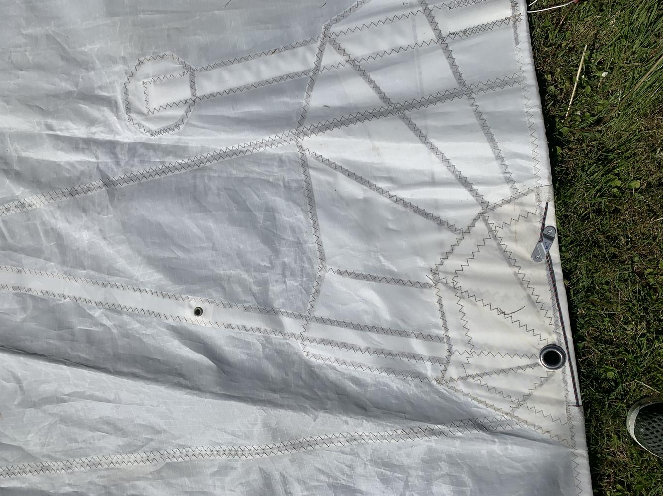 Grand voile lattée ( voilier 9/10m )