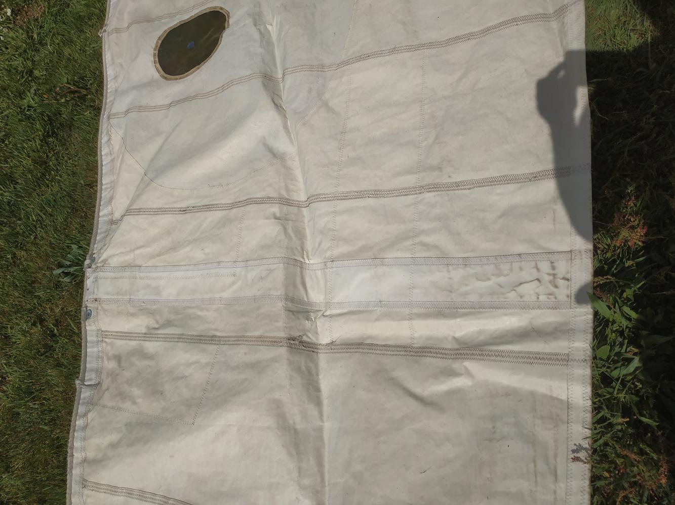 grand voile suédoise de gros temps