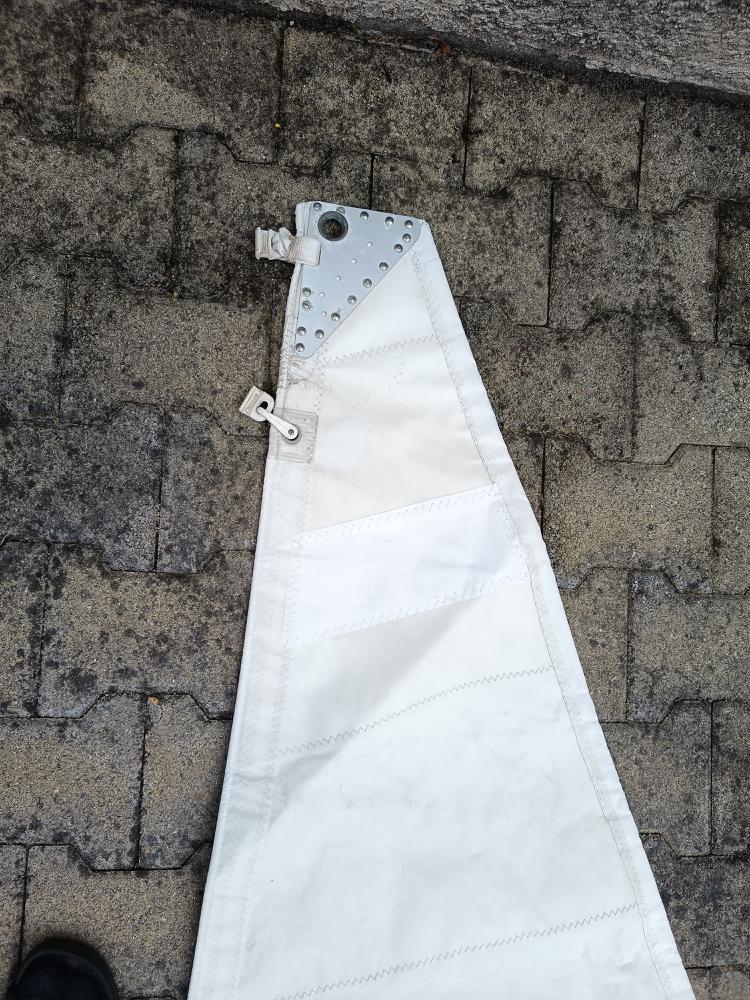 Grand voile Dufour 30 classic