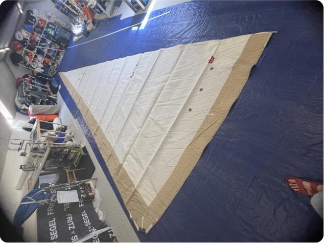 Voile d'avant>Foc