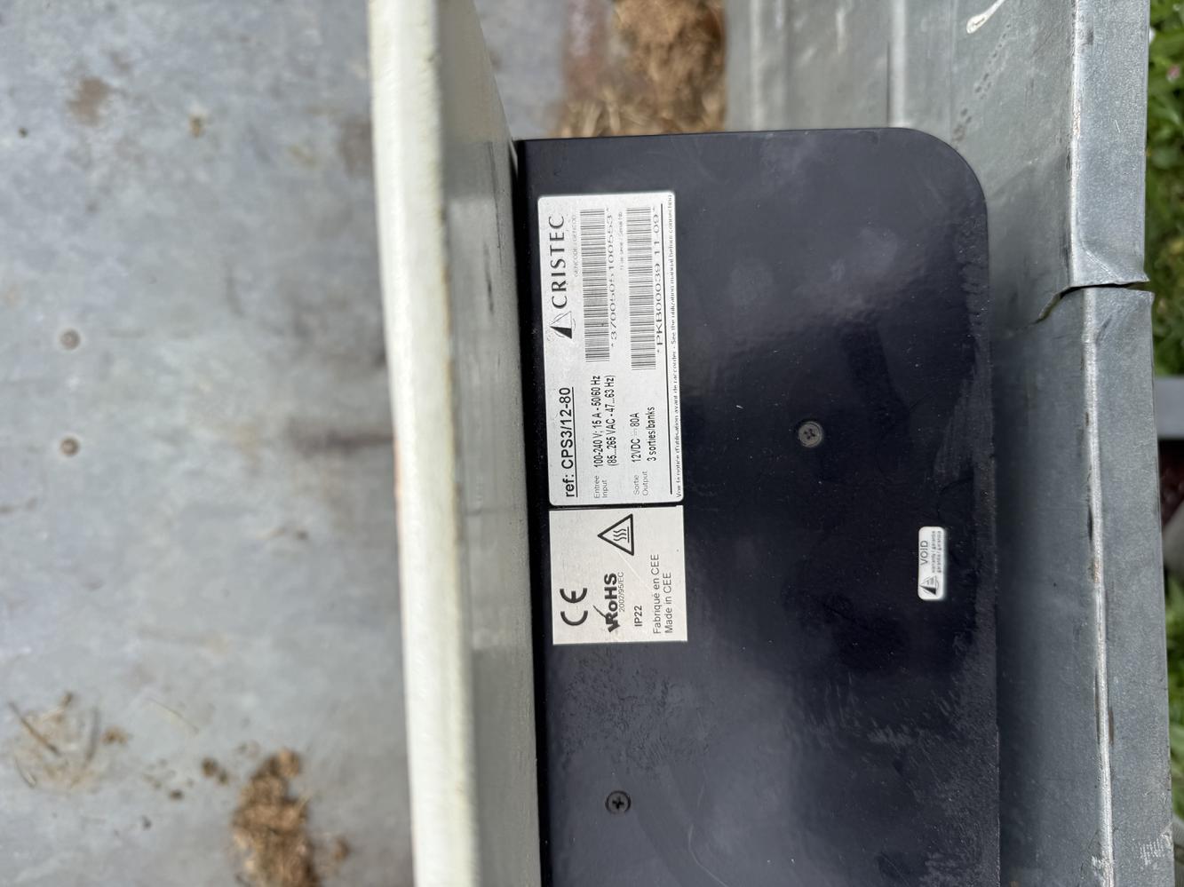 CHARGEUR DE BATTERIE CRISTEC TYPE CPS 3