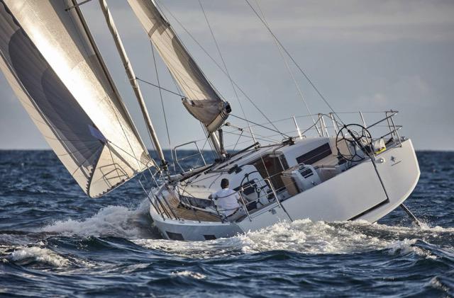 Grand-voile Jeanneau 440 performance