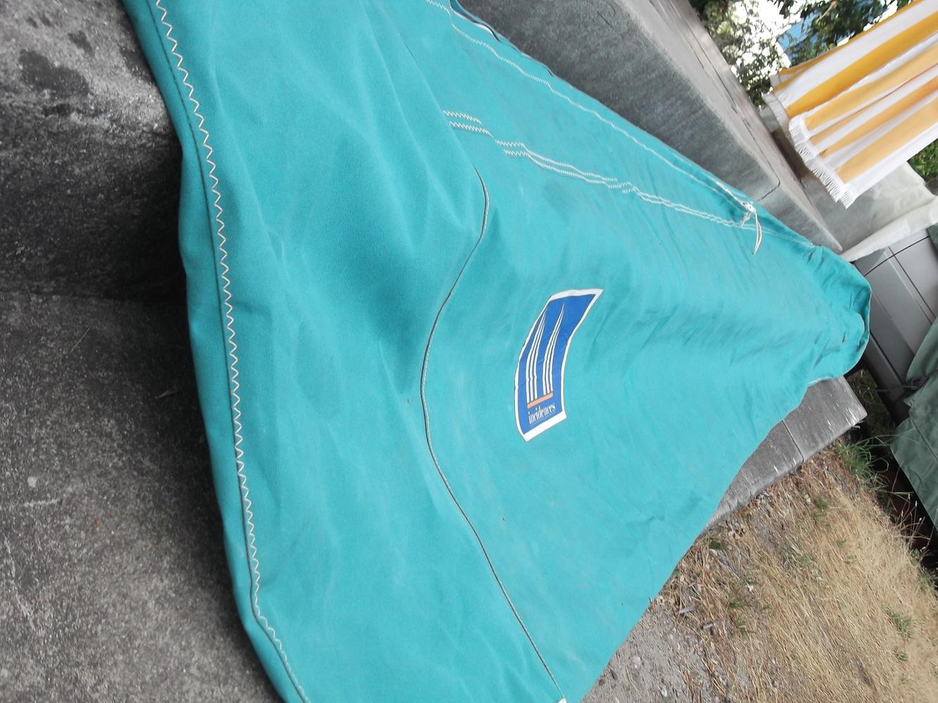 Taud de grand voile neuf L3,65m