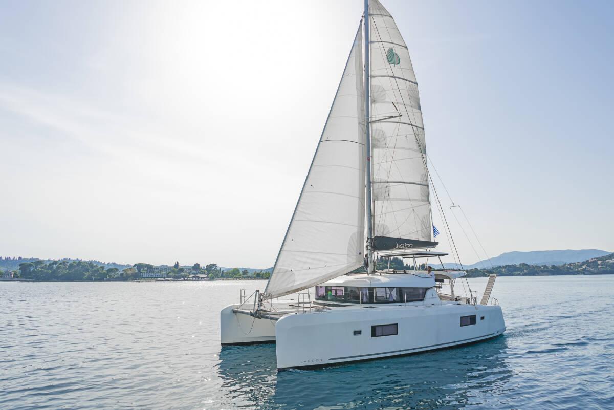 Grand-Voile à Corne Full-Batten Lagoon 42 – 59m²