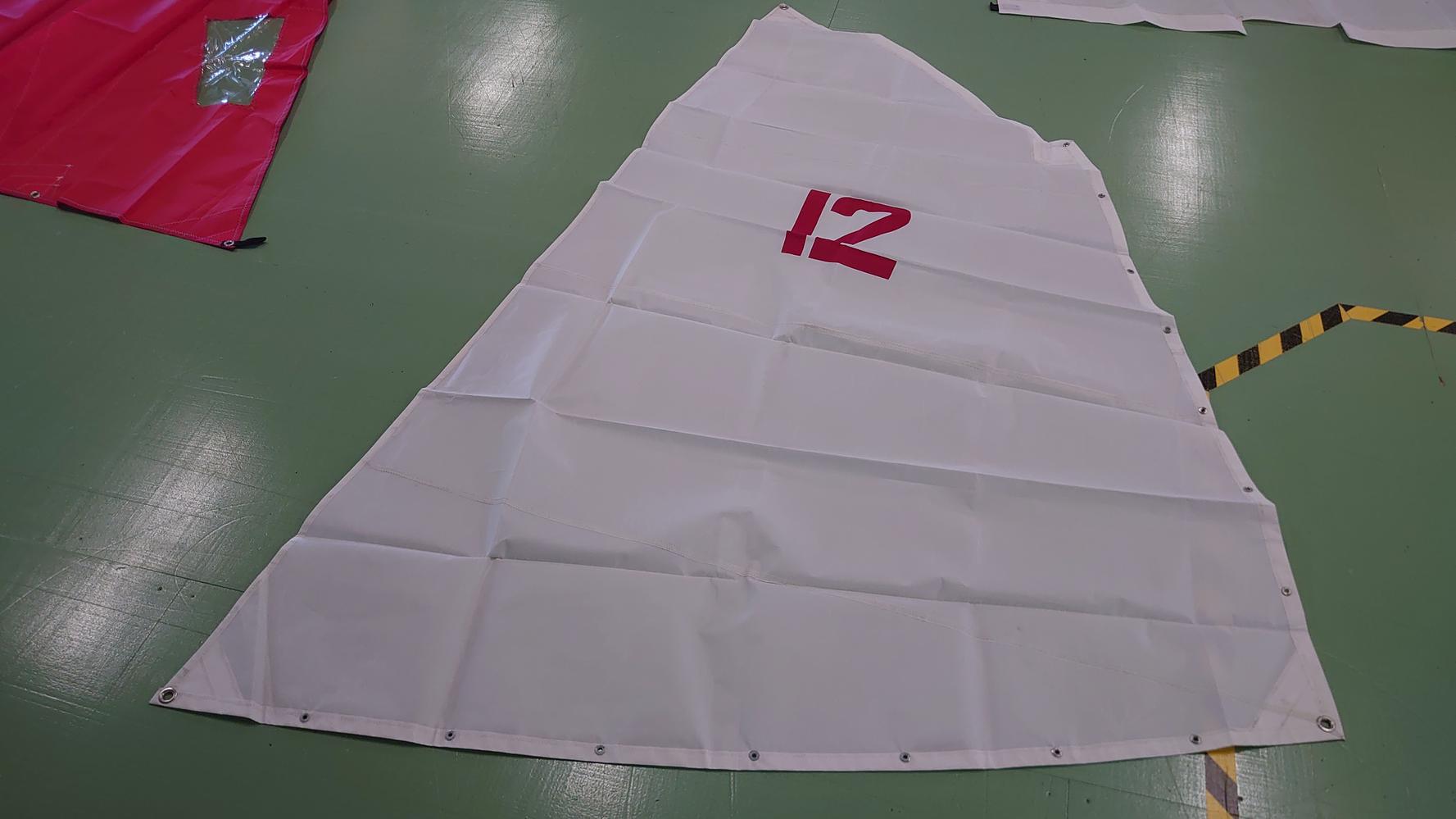 S26111 Voile d'Optimist