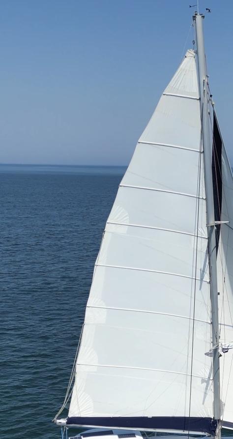 Grand-voile Dacron 75 m² pour catamaran Bahia 46