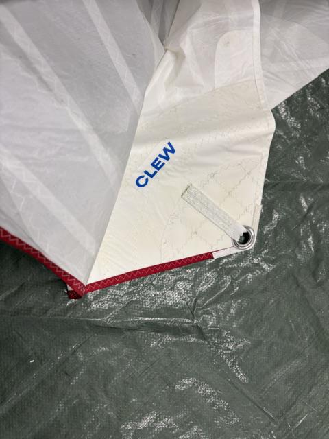 33m2 White Gennaker
