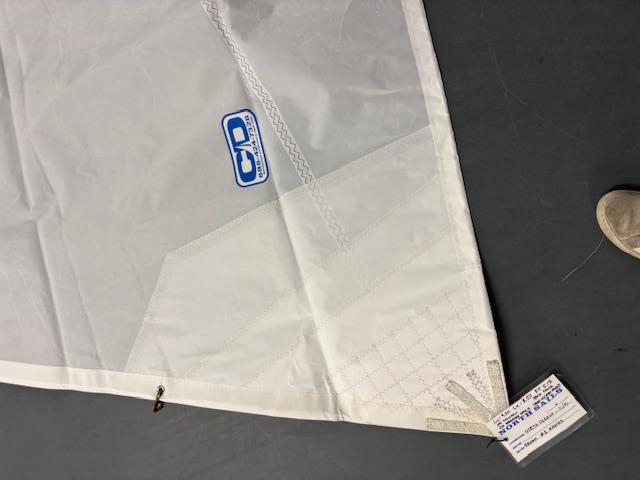 21.5m2 Genoa with hanks